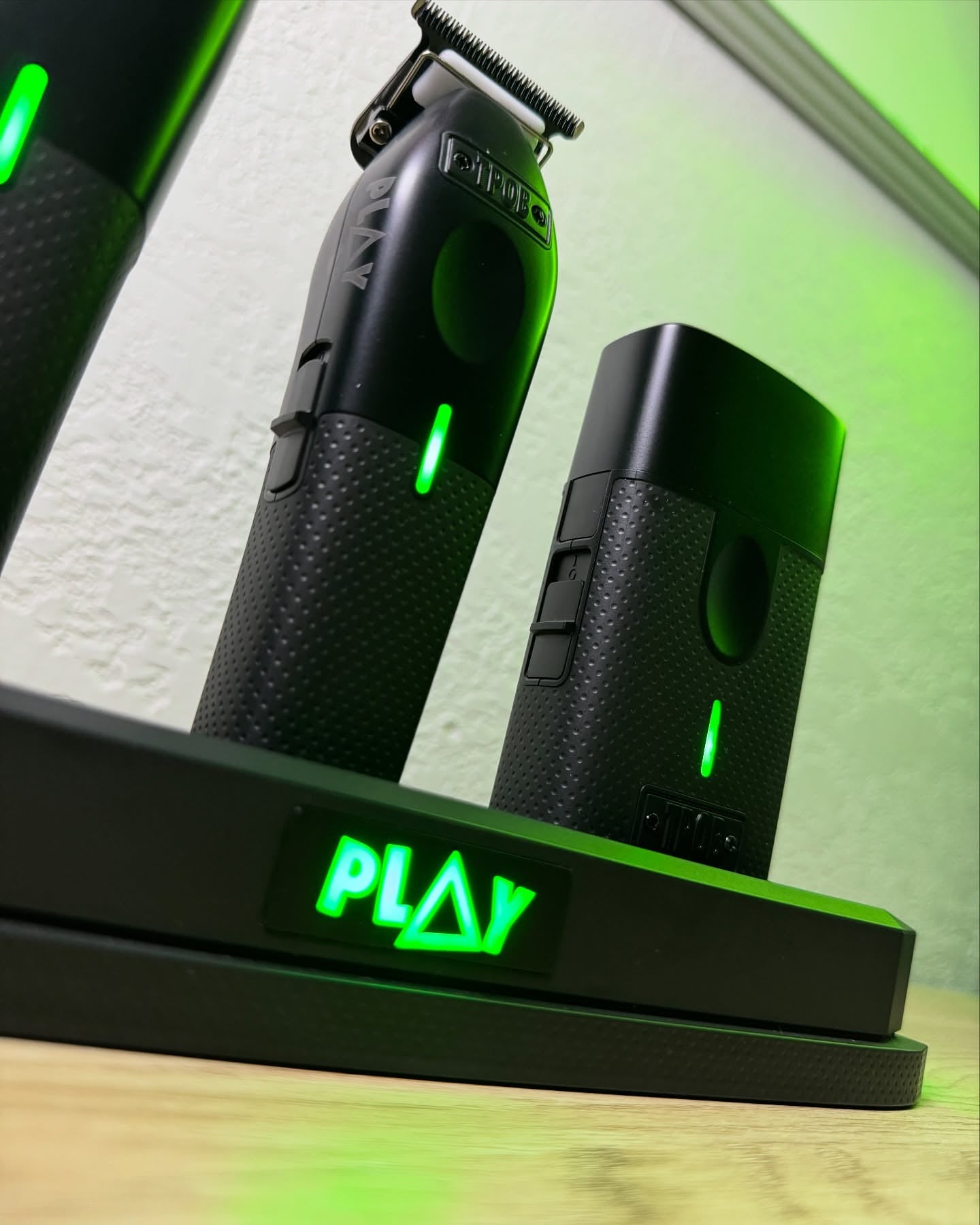BLACKOUT PLAY BUNDLE